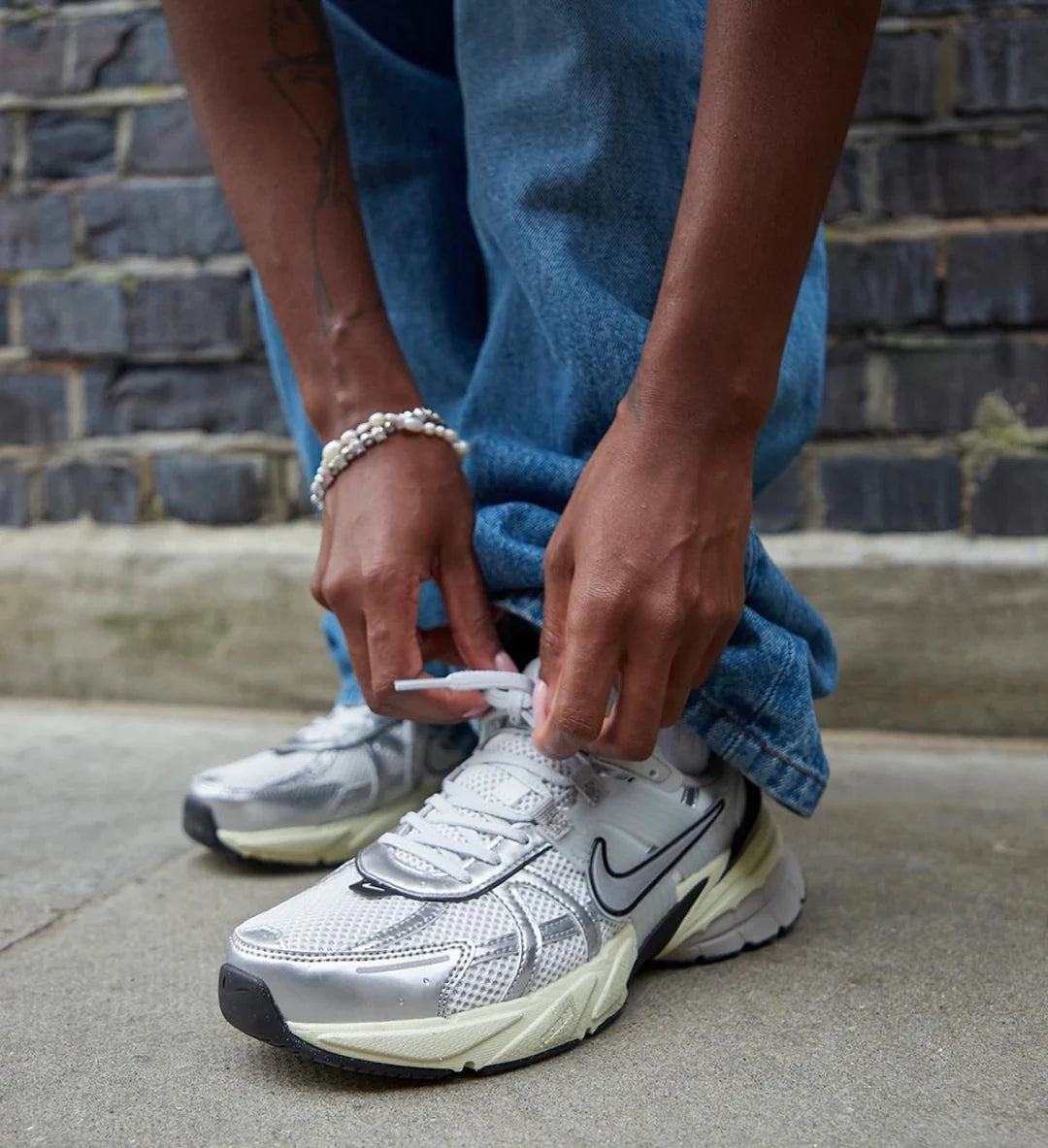 Nike V2K Summit Metallic Silver