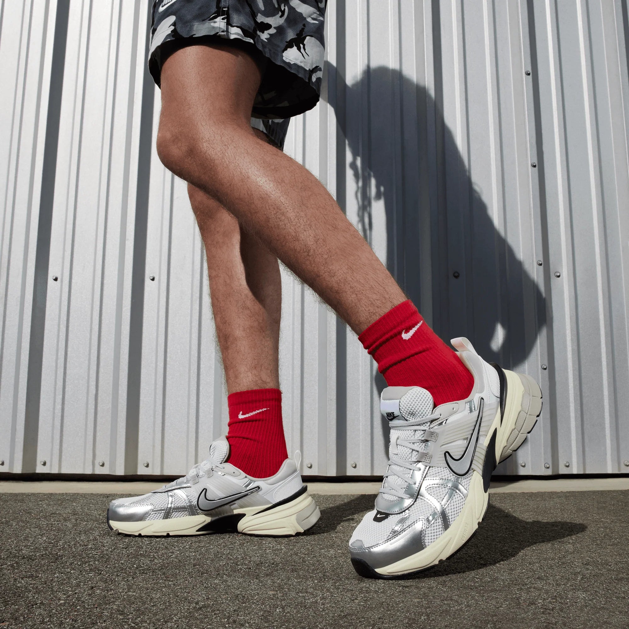 Nike V2K Summit Metallic Silver