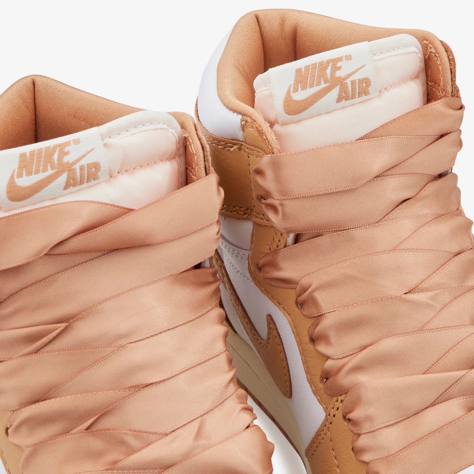 Jordan 1 High OG Praline