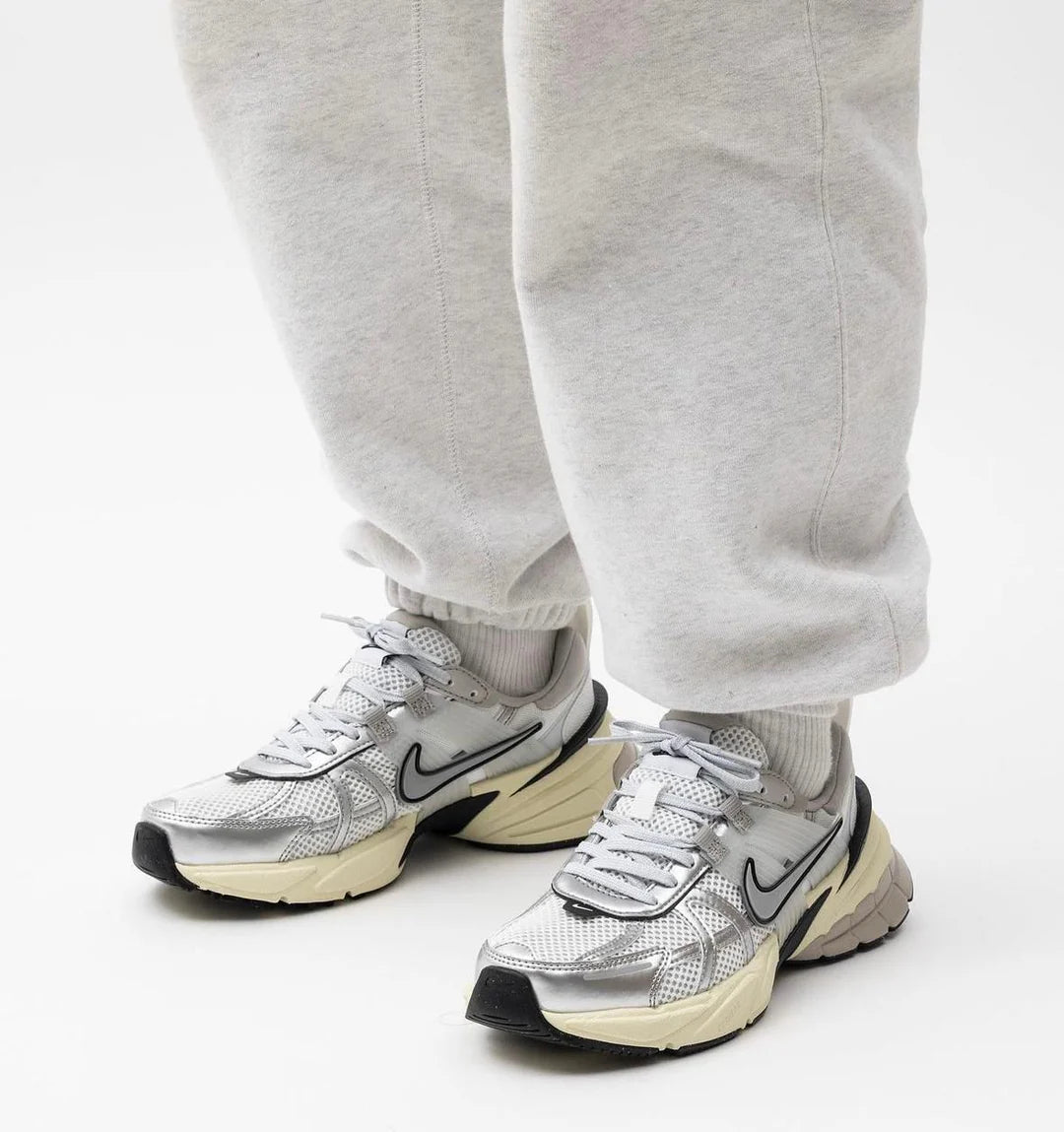 Nike V2K Summit Metallic Silver